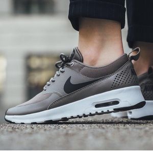 Nike Women’s Air Max Thea 🤩
